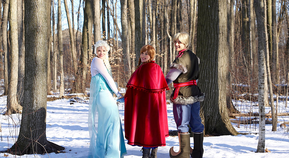 ELSA AND ANNA PARODY PARTY - 1